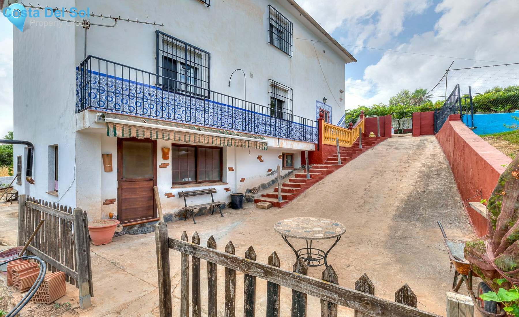 Detached Villa in Alhaurín de la Torre-1517927
