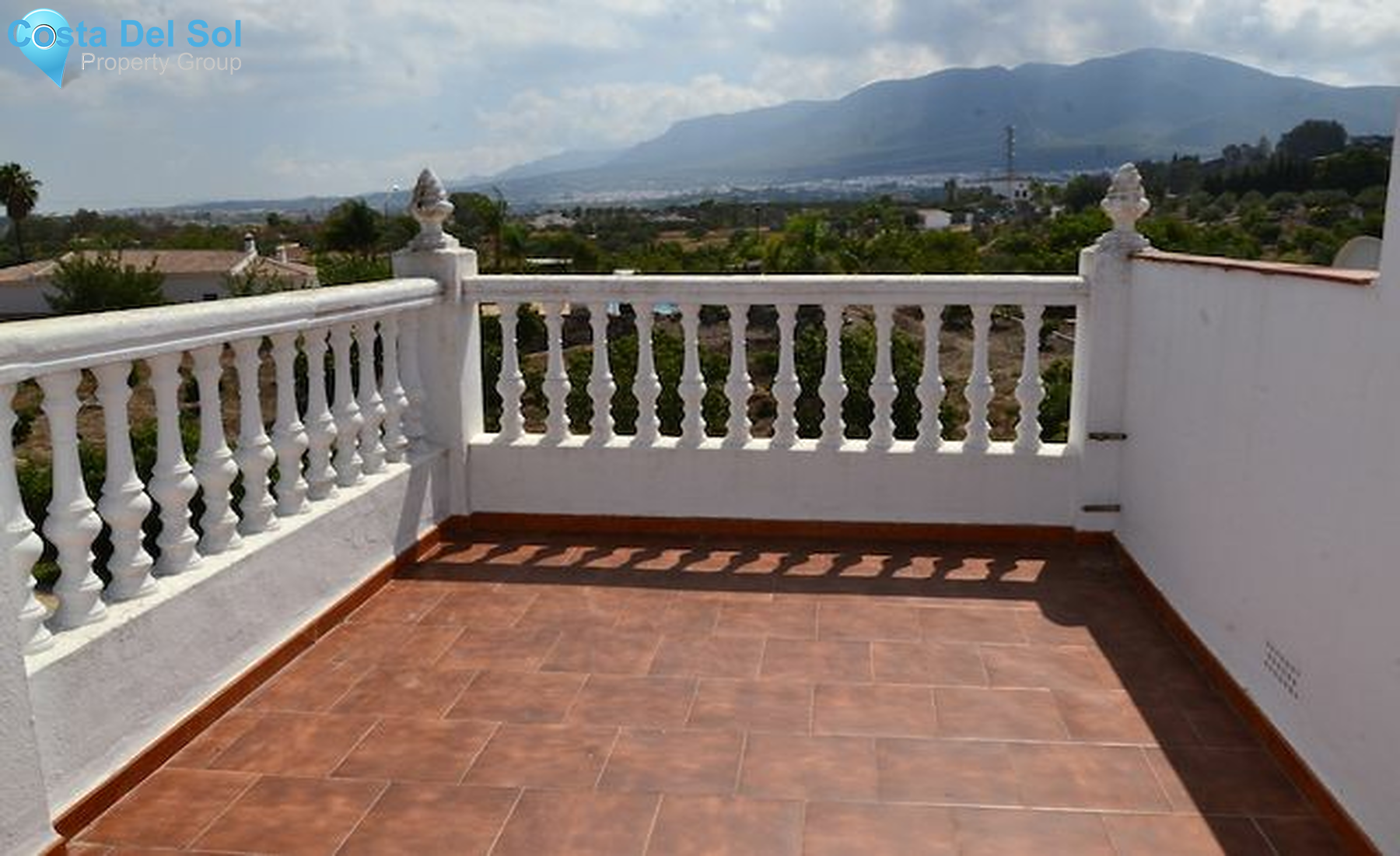 Detached Villa in Alhaurín el Grande-1516137