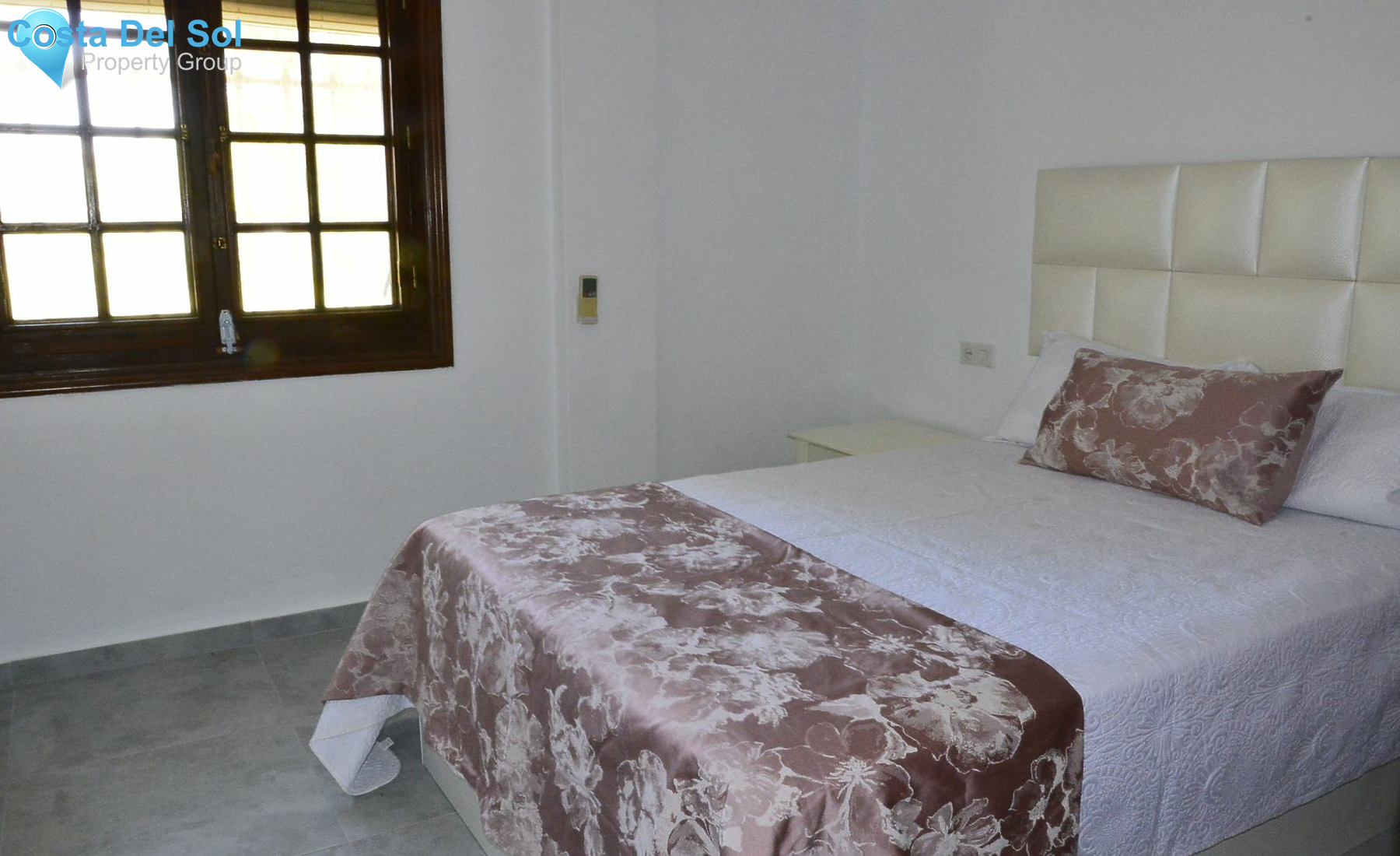 Detached Villa in Alhaurín el Grande-1516144