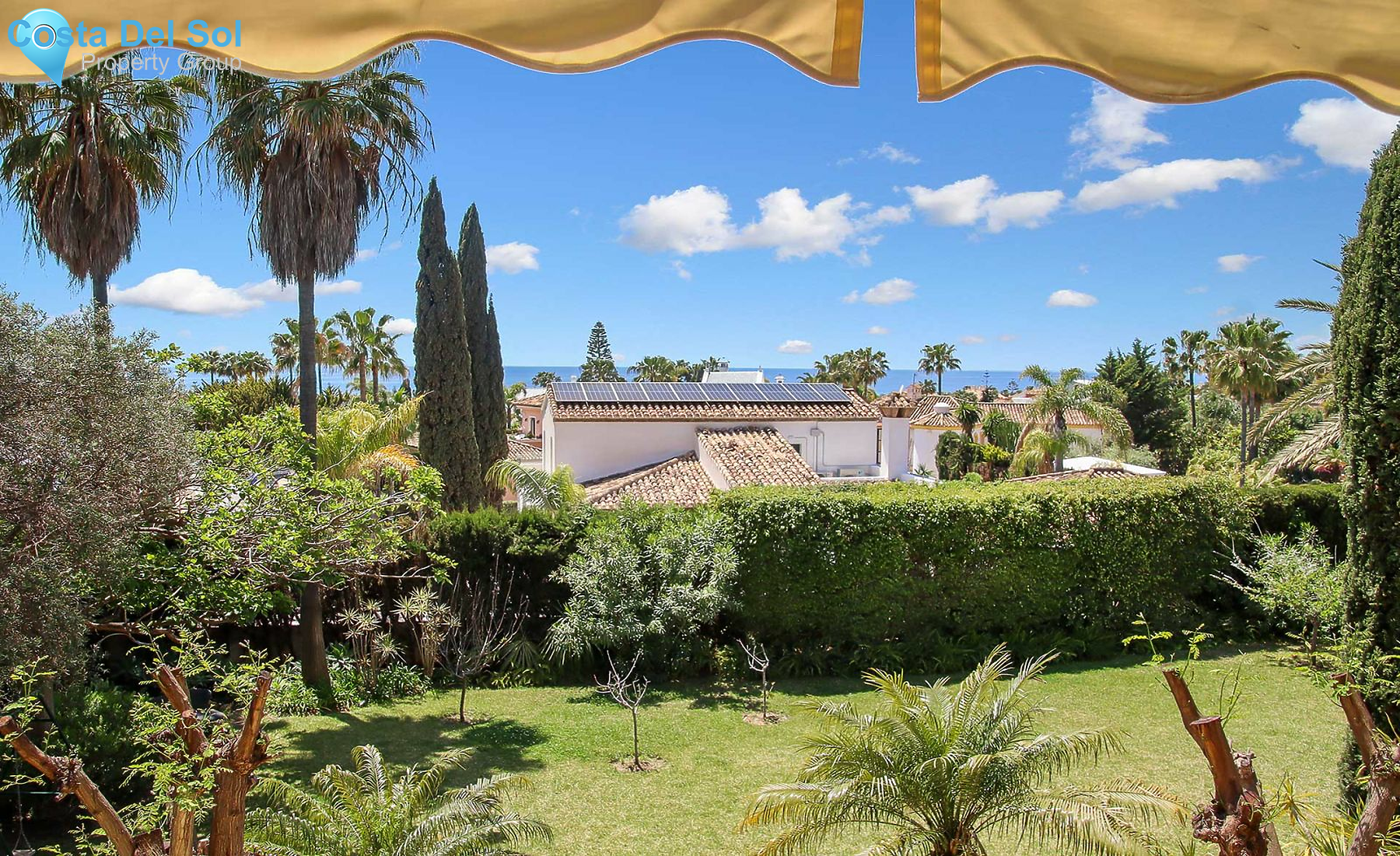 Detached Villa in Bahía de Marbella-1194070