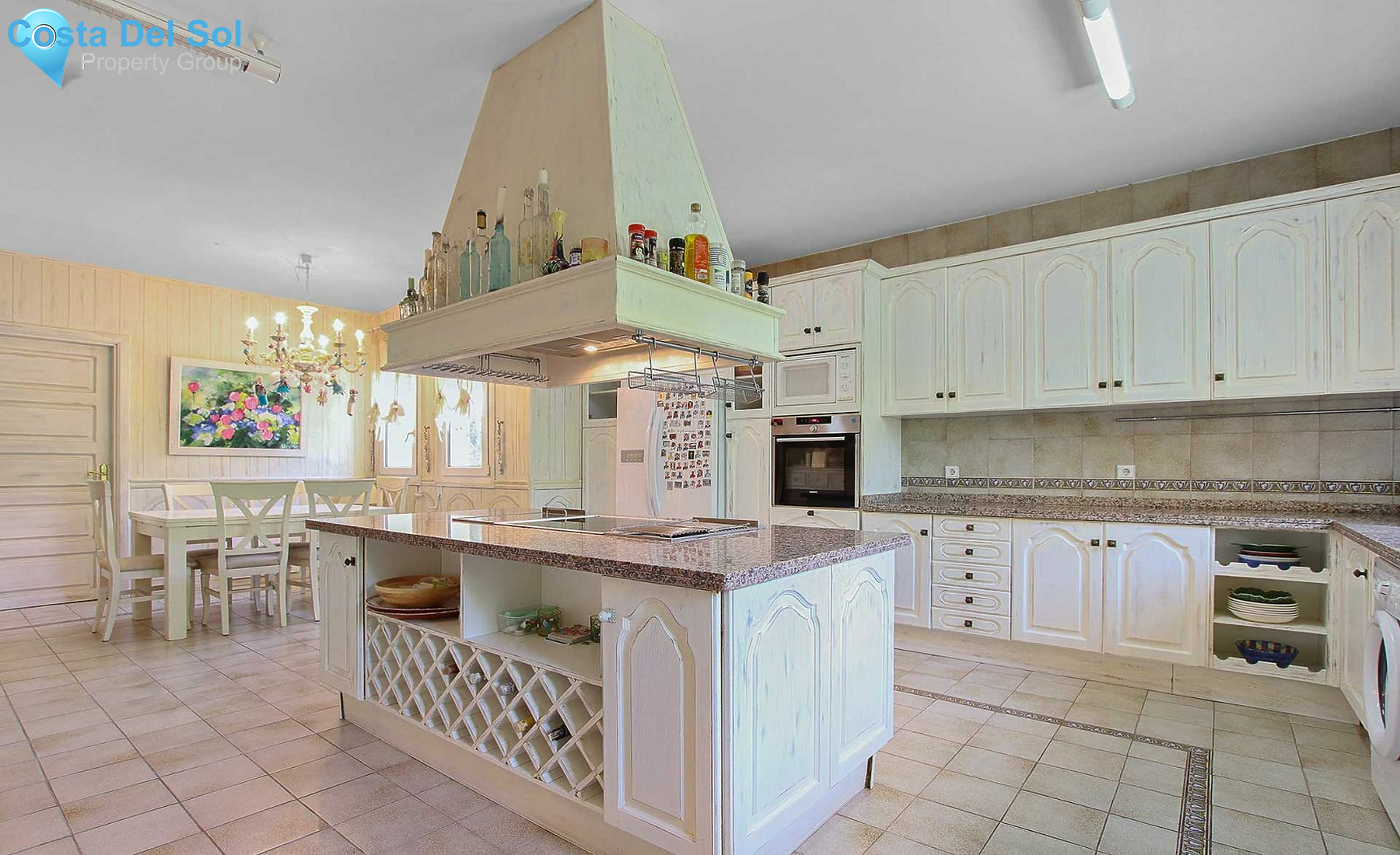 Detached Villa in Bahía de Marbella-1194076