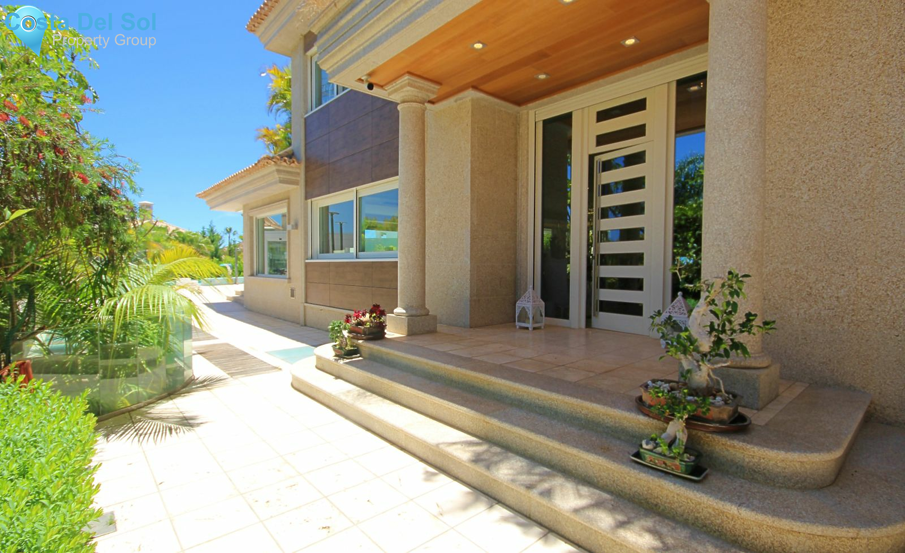 Detached Villa in Bahía de Marbella-1226084