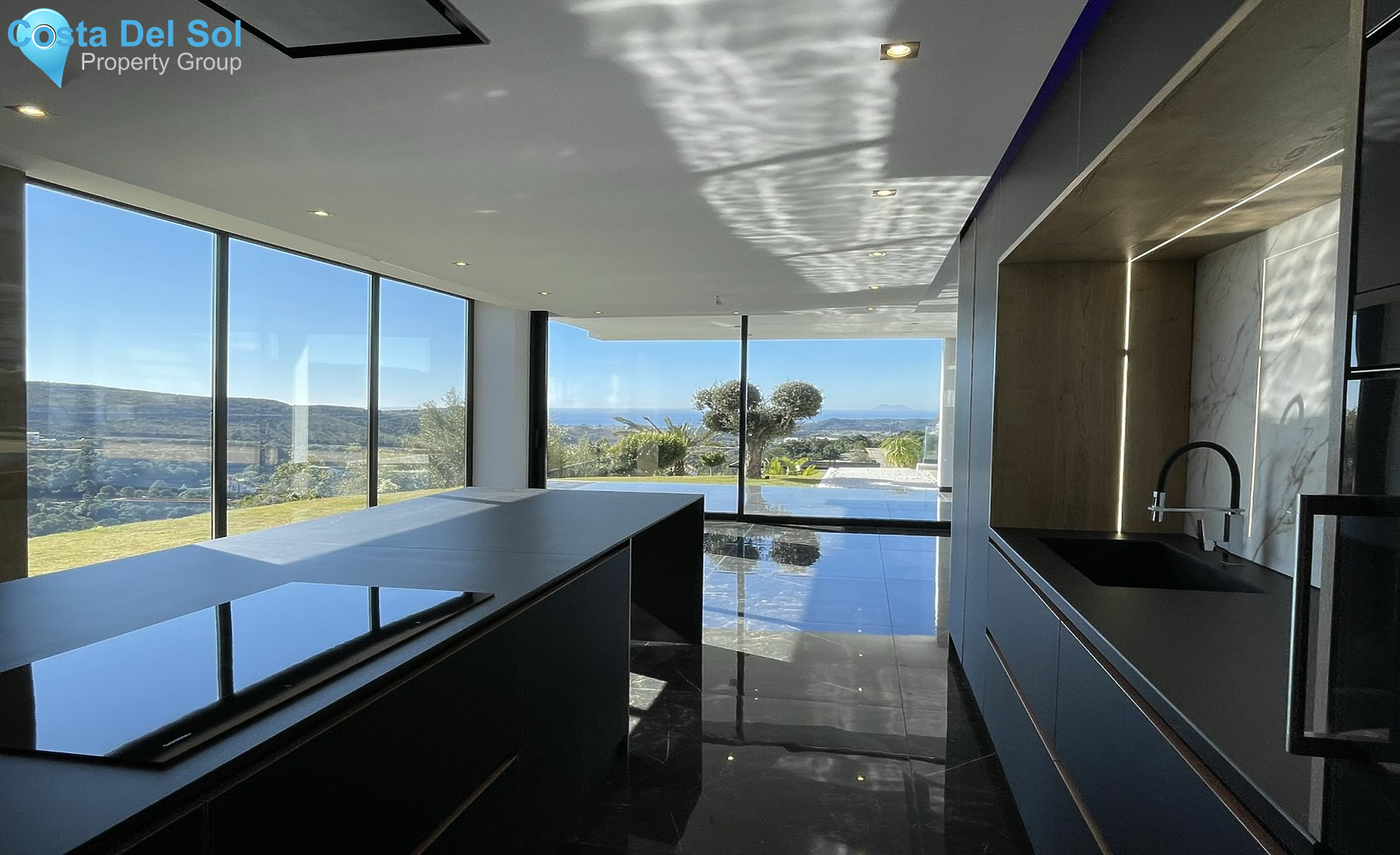 Detached Villa in Benahavís-1425704