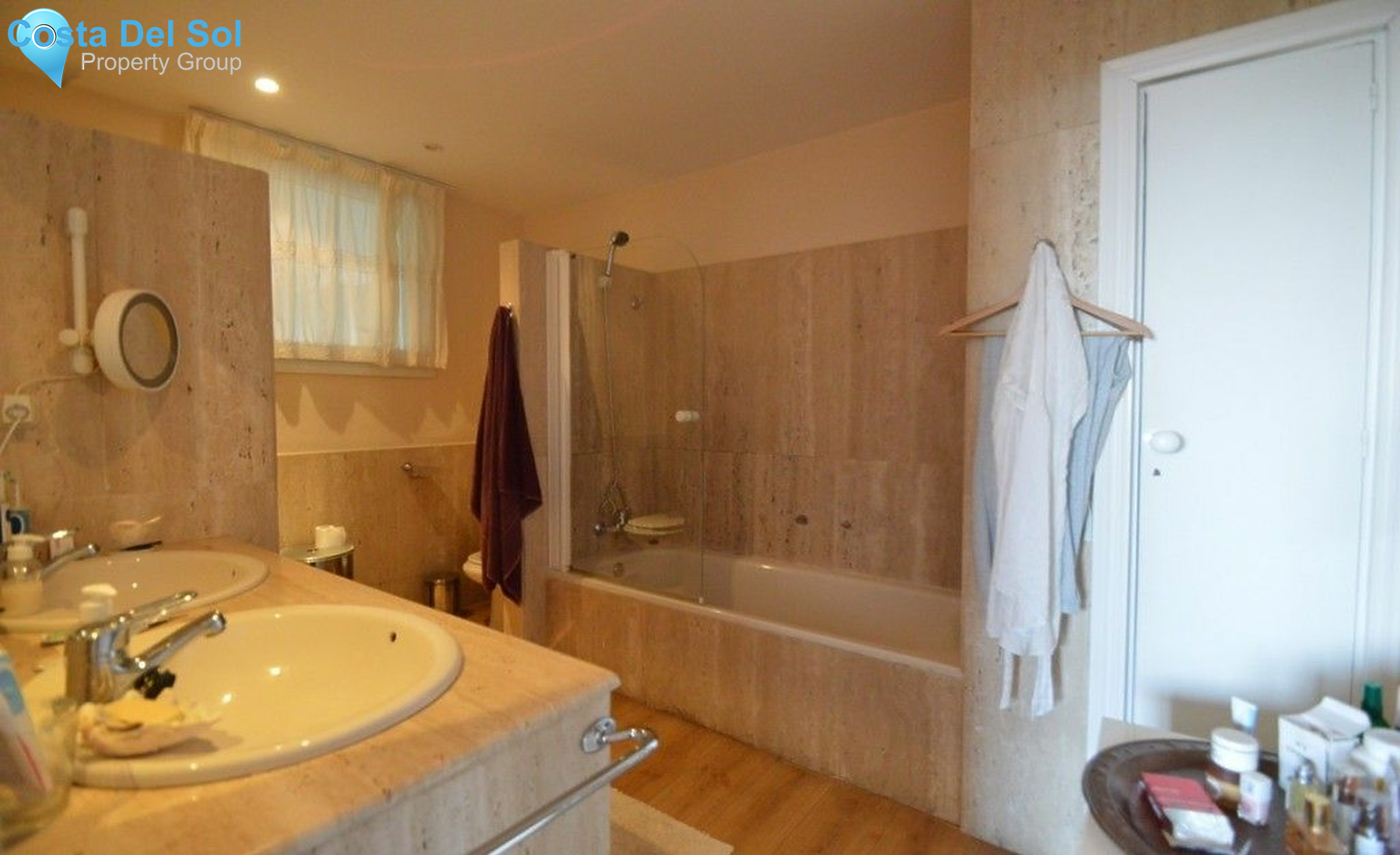 Detached Villa in Benalmadena Pueblo-1201621