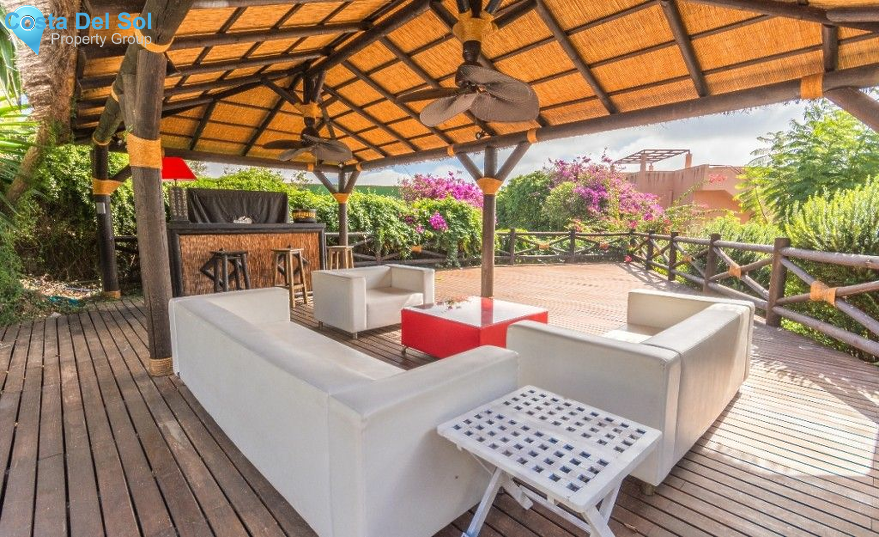 Detached Villa in Benalmadena Pueblo-1201608