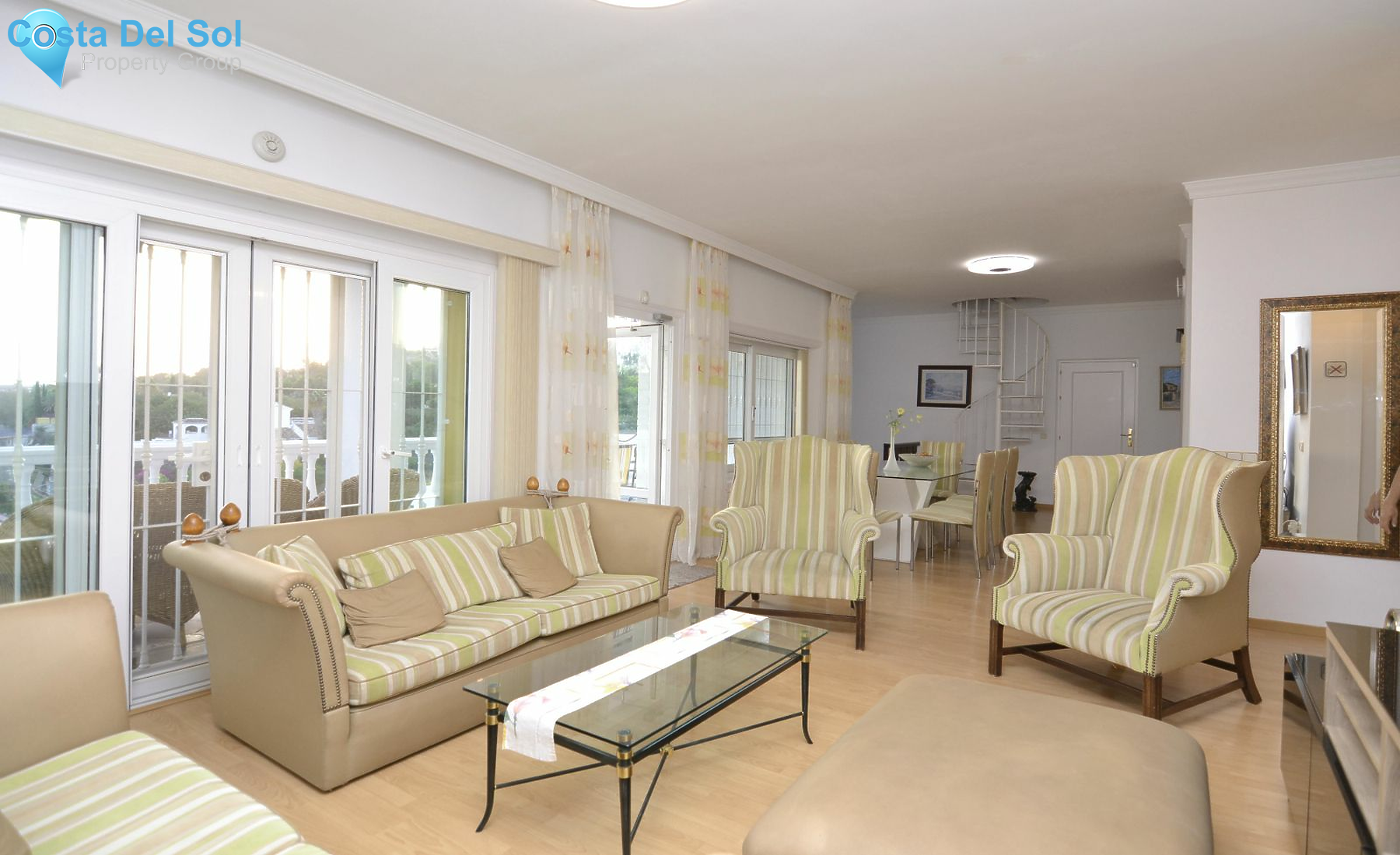 Detached Villa in Benalmadena Pueblo-1428026