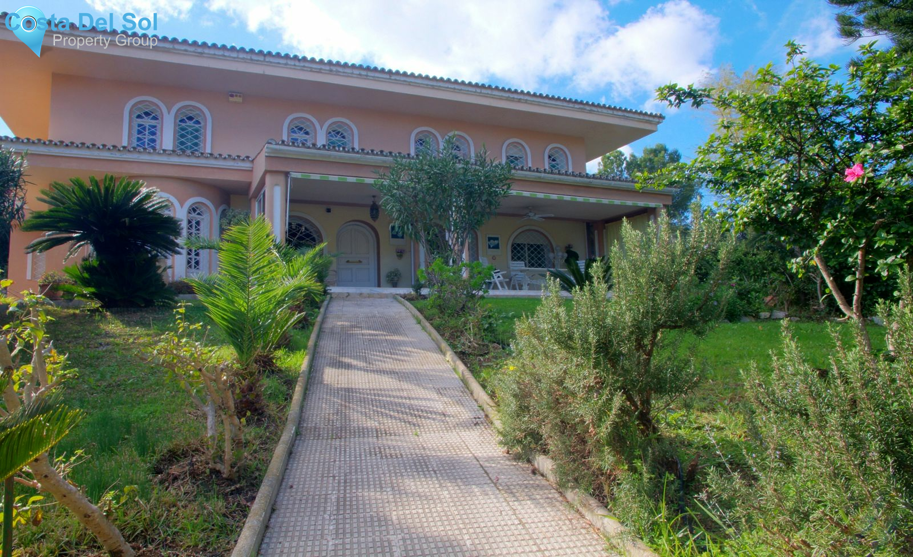 Detached Villa in Churriana-1231472