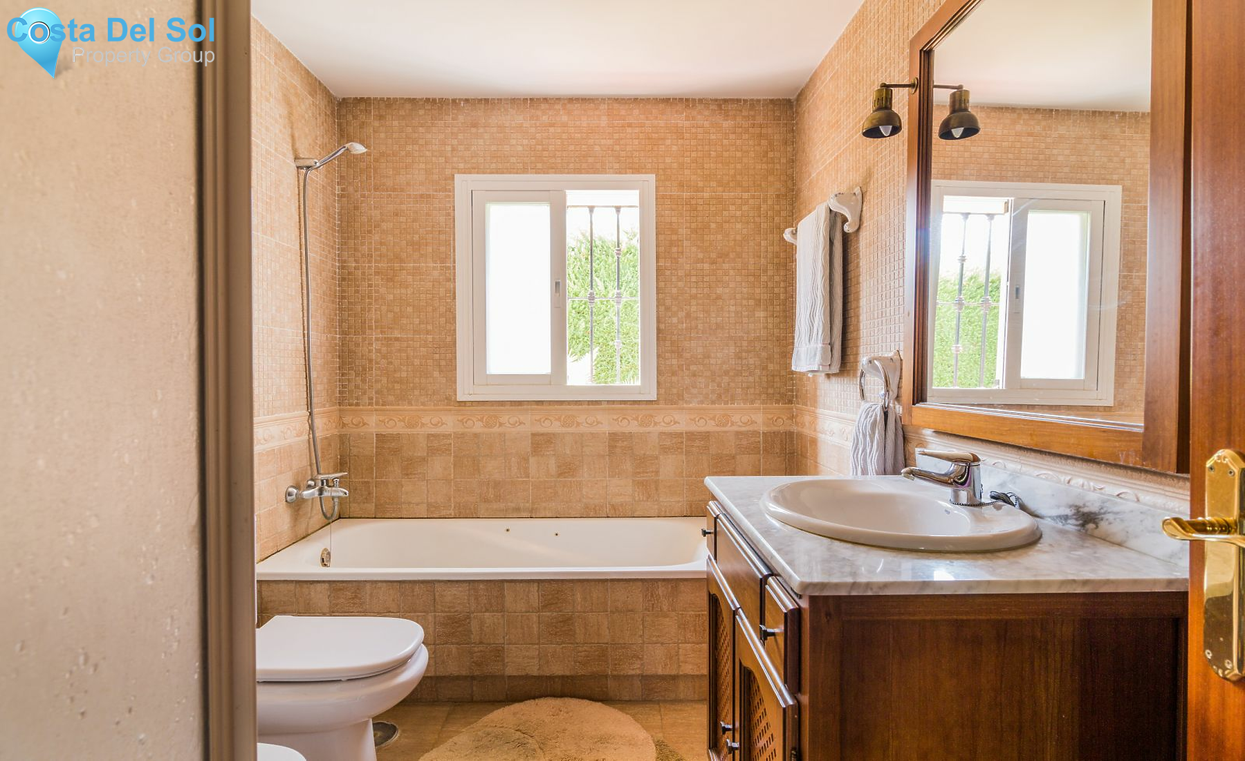 Detached Villa in El Padron-1219237