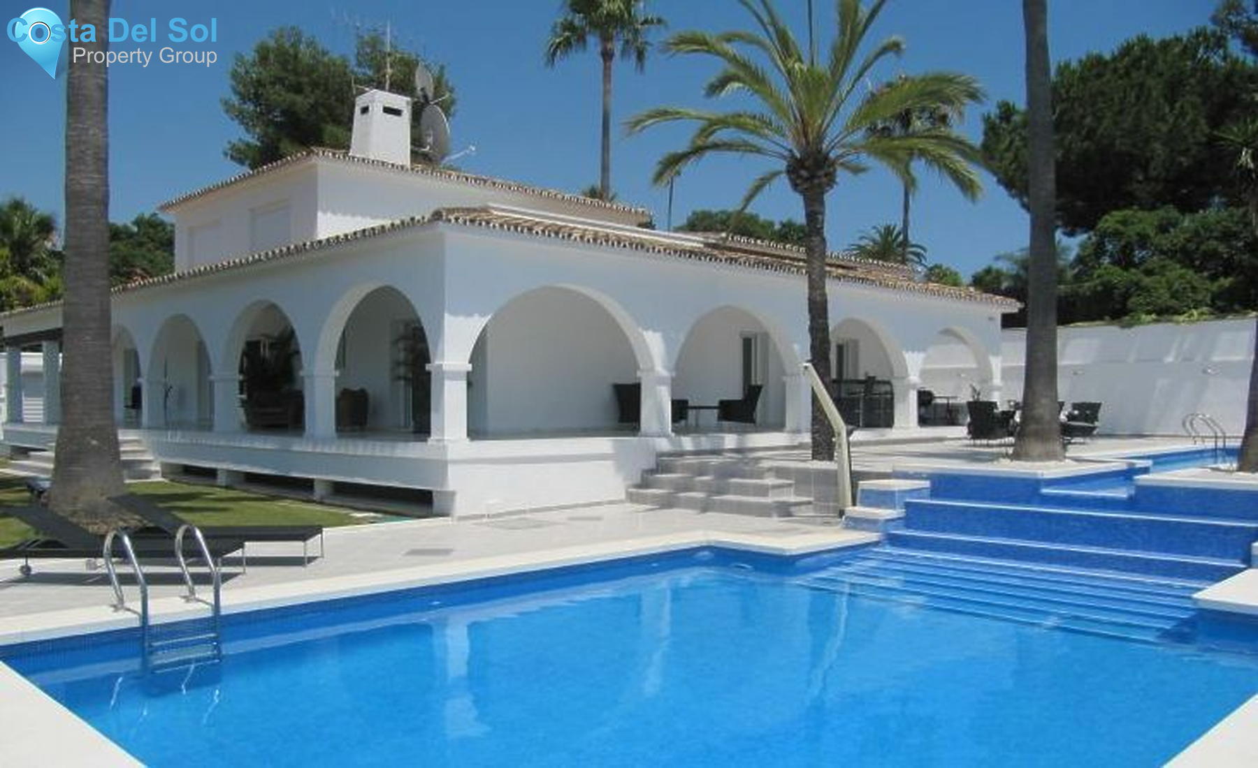 Detached Villa in Elviria-1535130