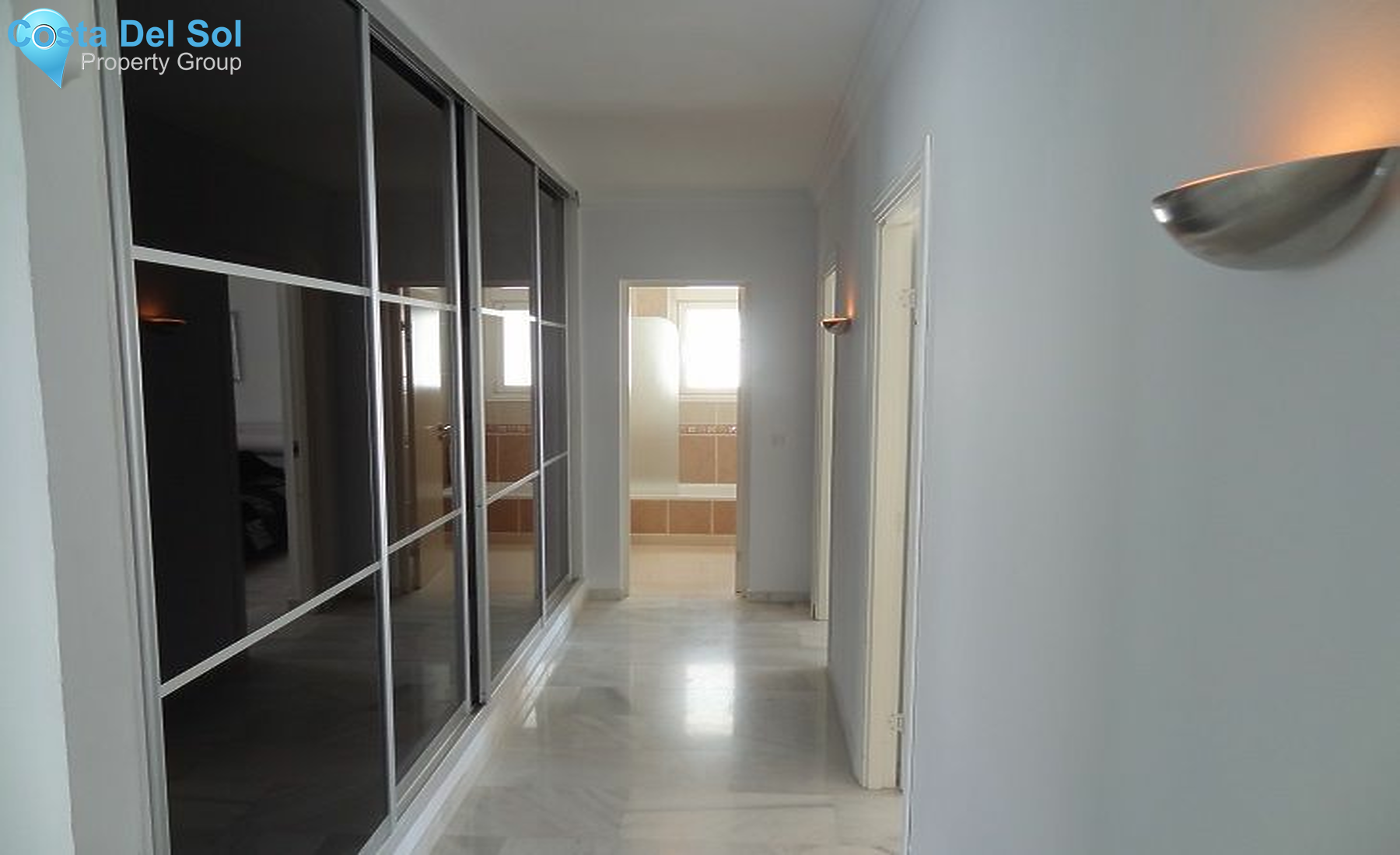 Detached Villa in Elviria-1535145