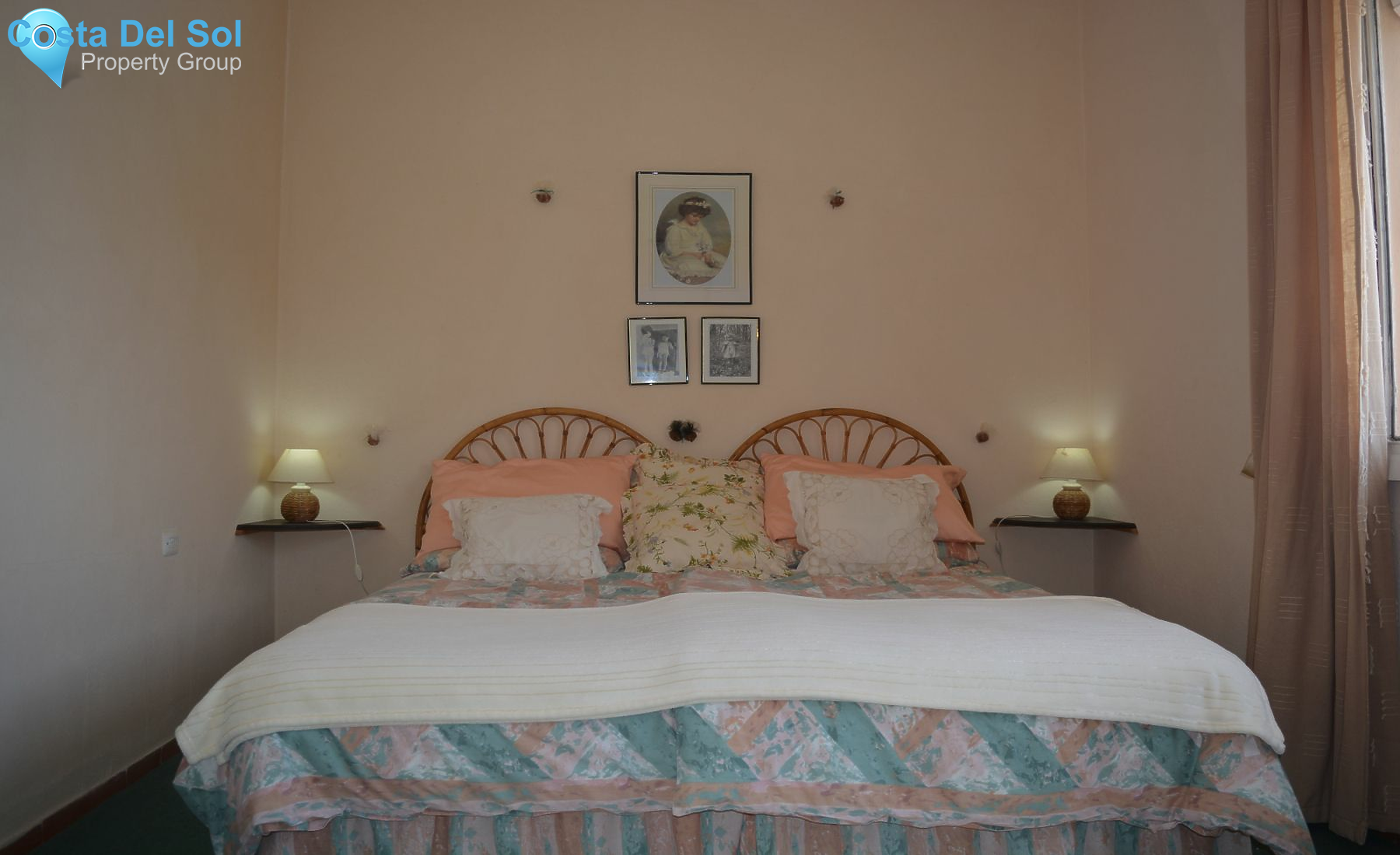 Detached Villa in Estepona-1199060