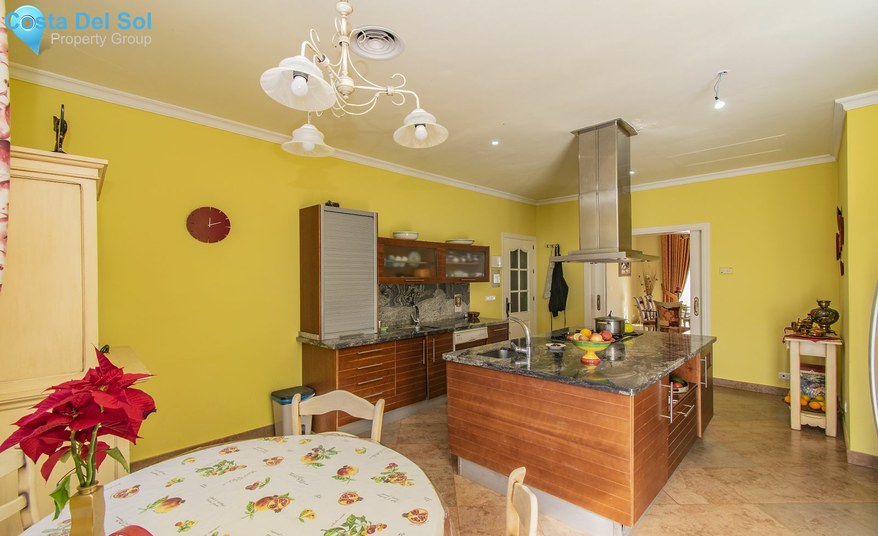 Detached Villa in Estepona-1221157