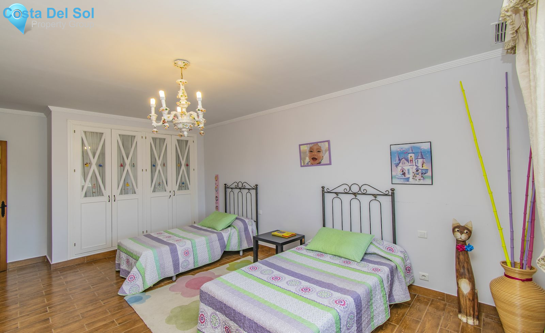 Detached Villa in Estepona-1221162