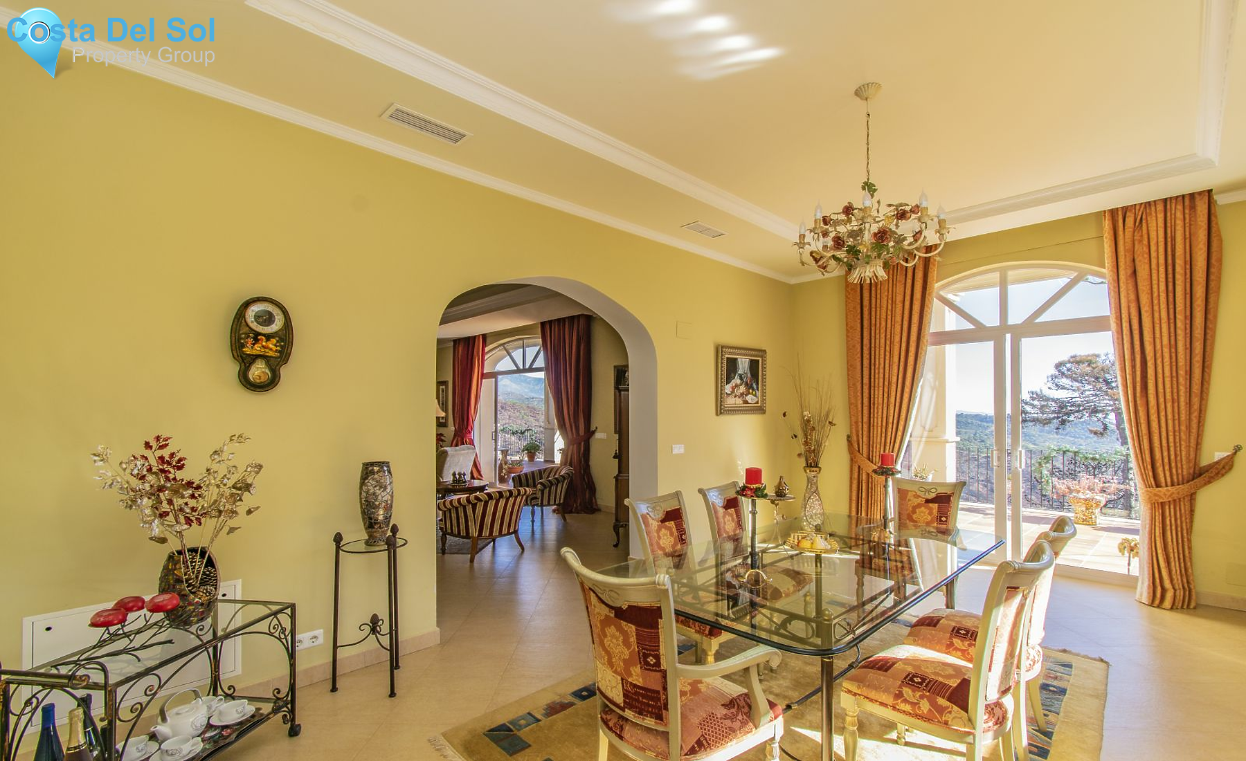 Detached Villa in Estepona-1221165