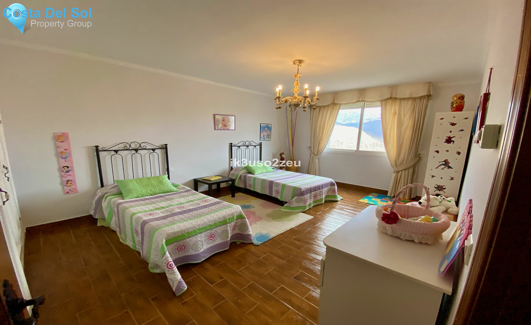 Detached Villa in Estepona-1390917