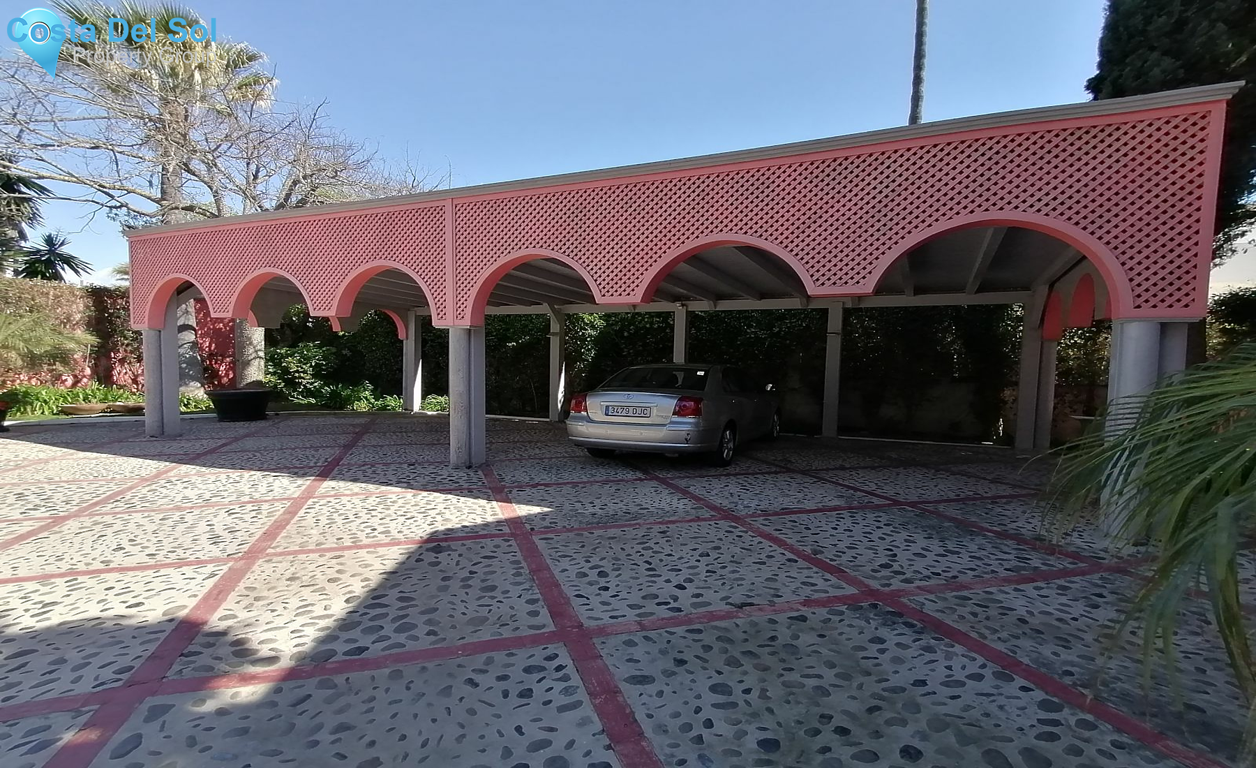 Detached Villa in Guadalmina Baja-1195196