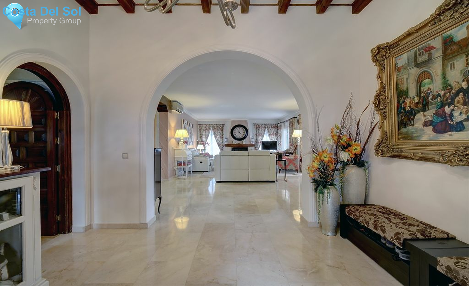 Detached Villa in Hacienda Las Chapas-1202321