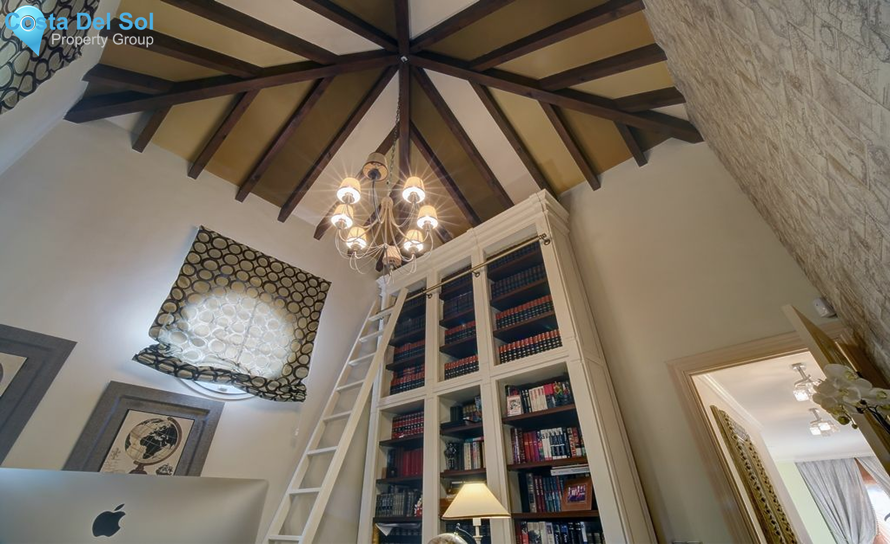 Detached Villa in Hacienda Las Chapas-1202312