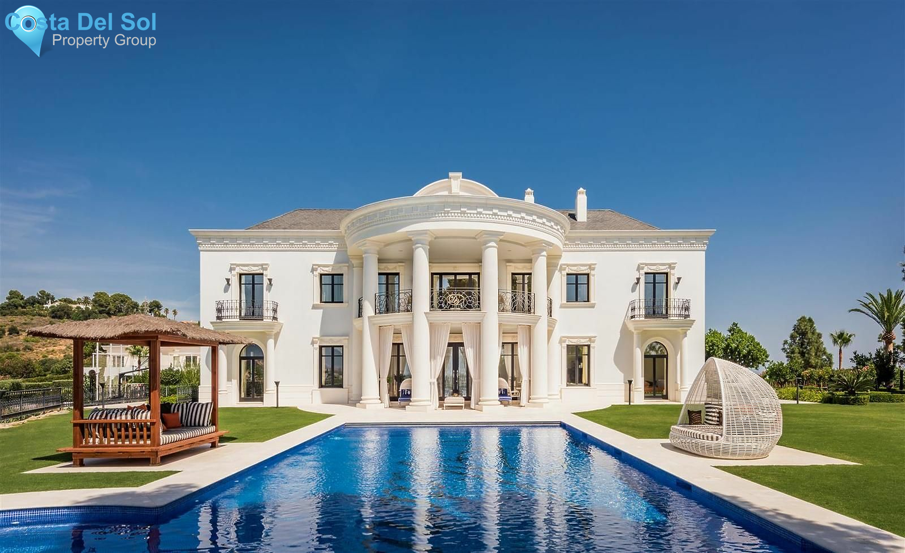 Detached Villa in Las Chapas-1159209