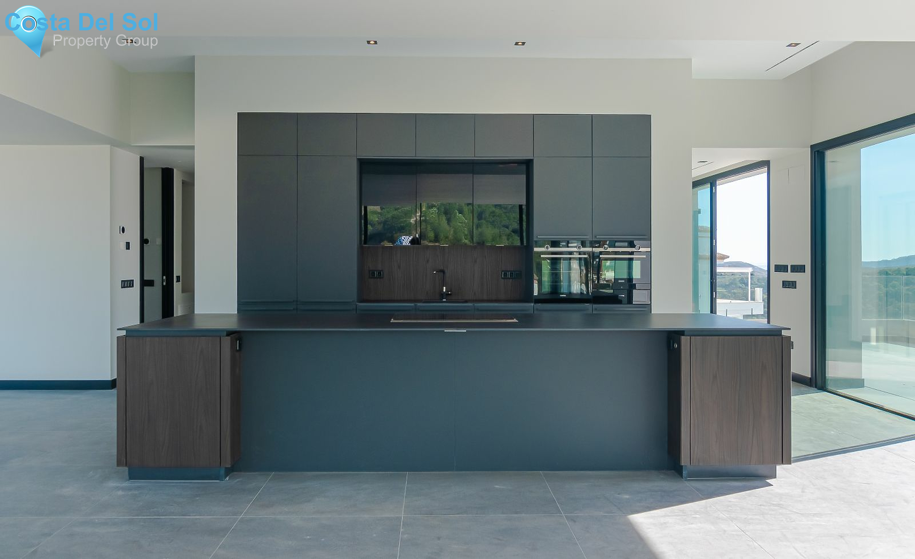 Detached Villa in Los Arqueros-1211914