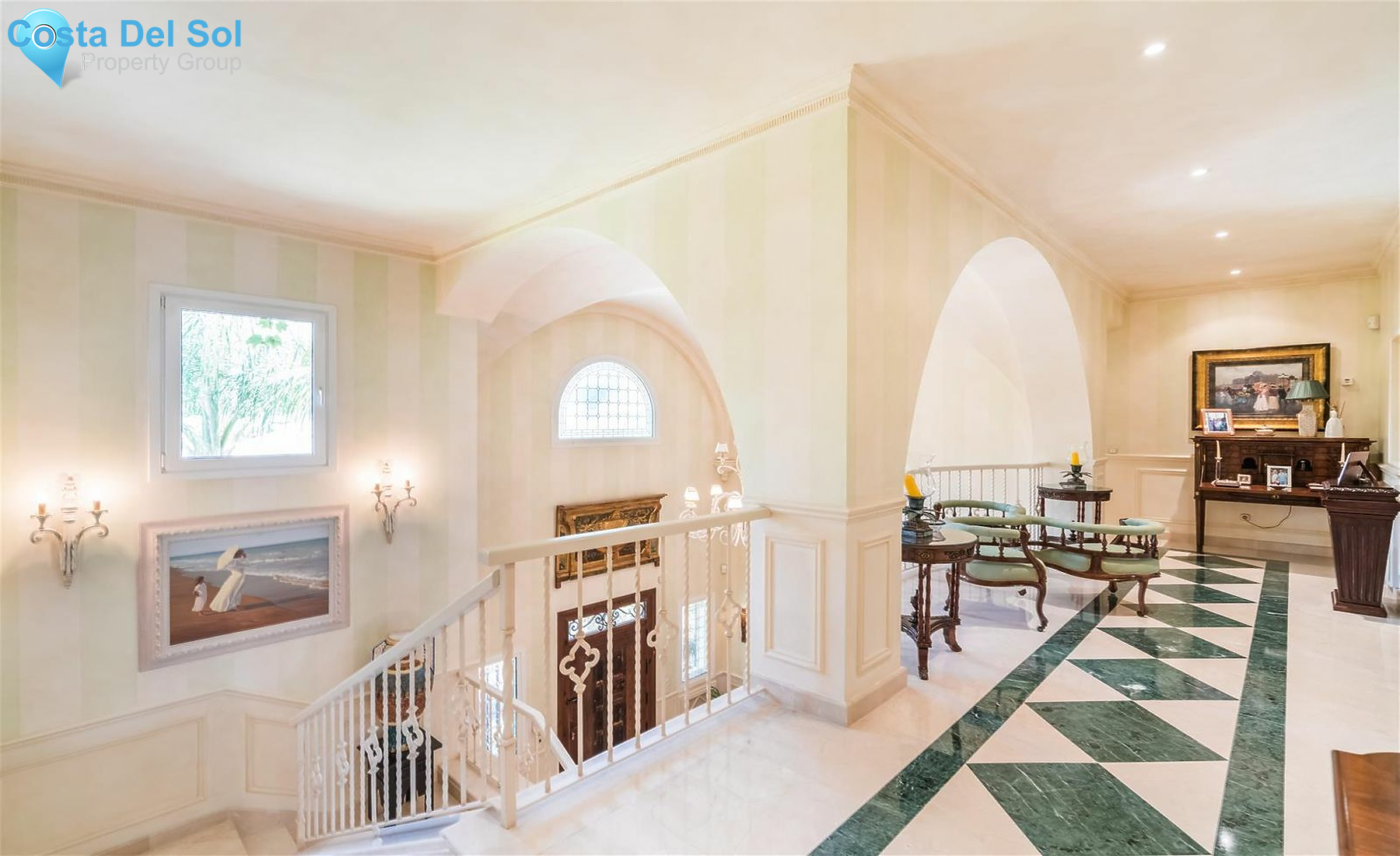 Detached Villa in Marbella-1138243
