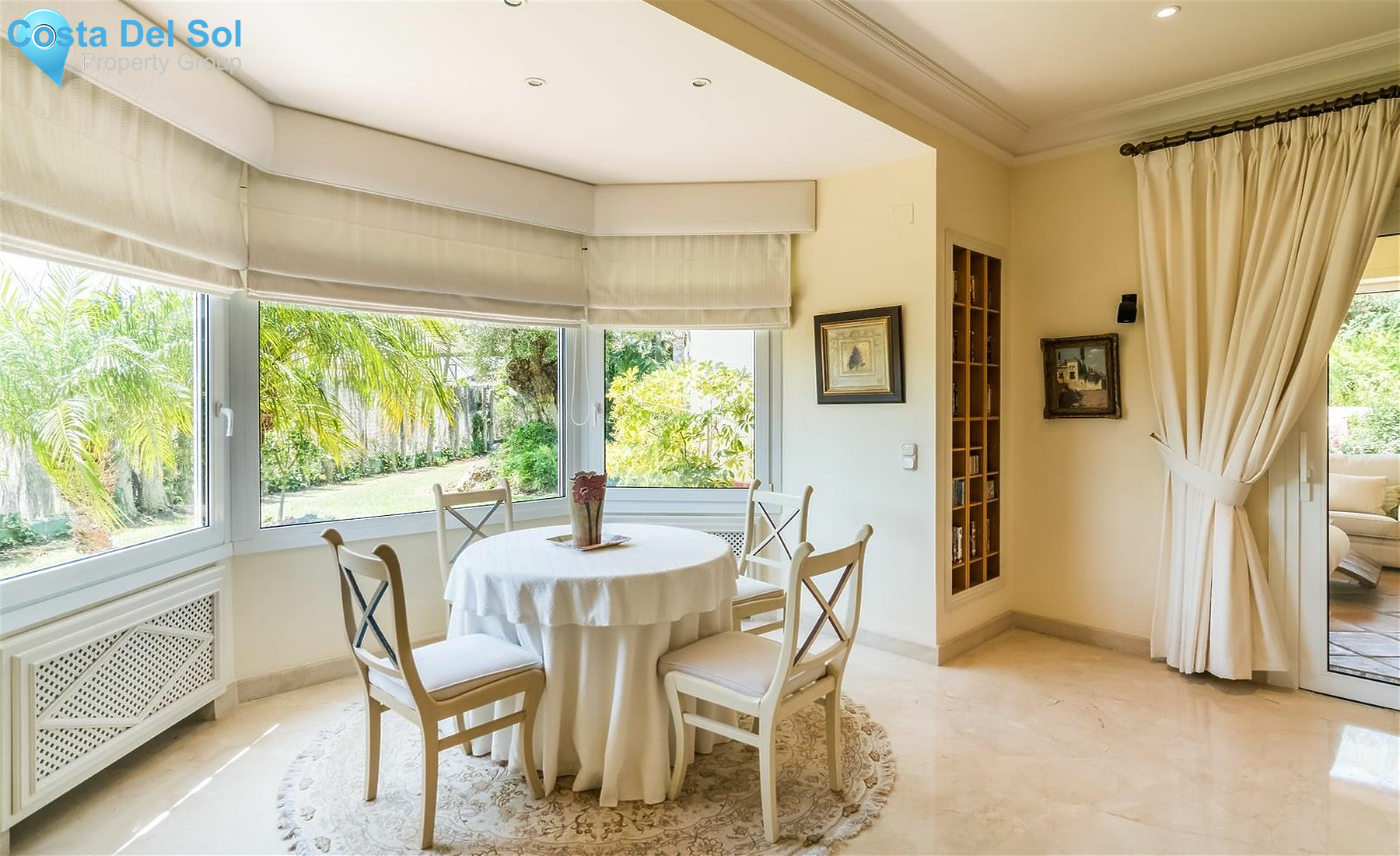 Detached Villa in Marbella-1138242