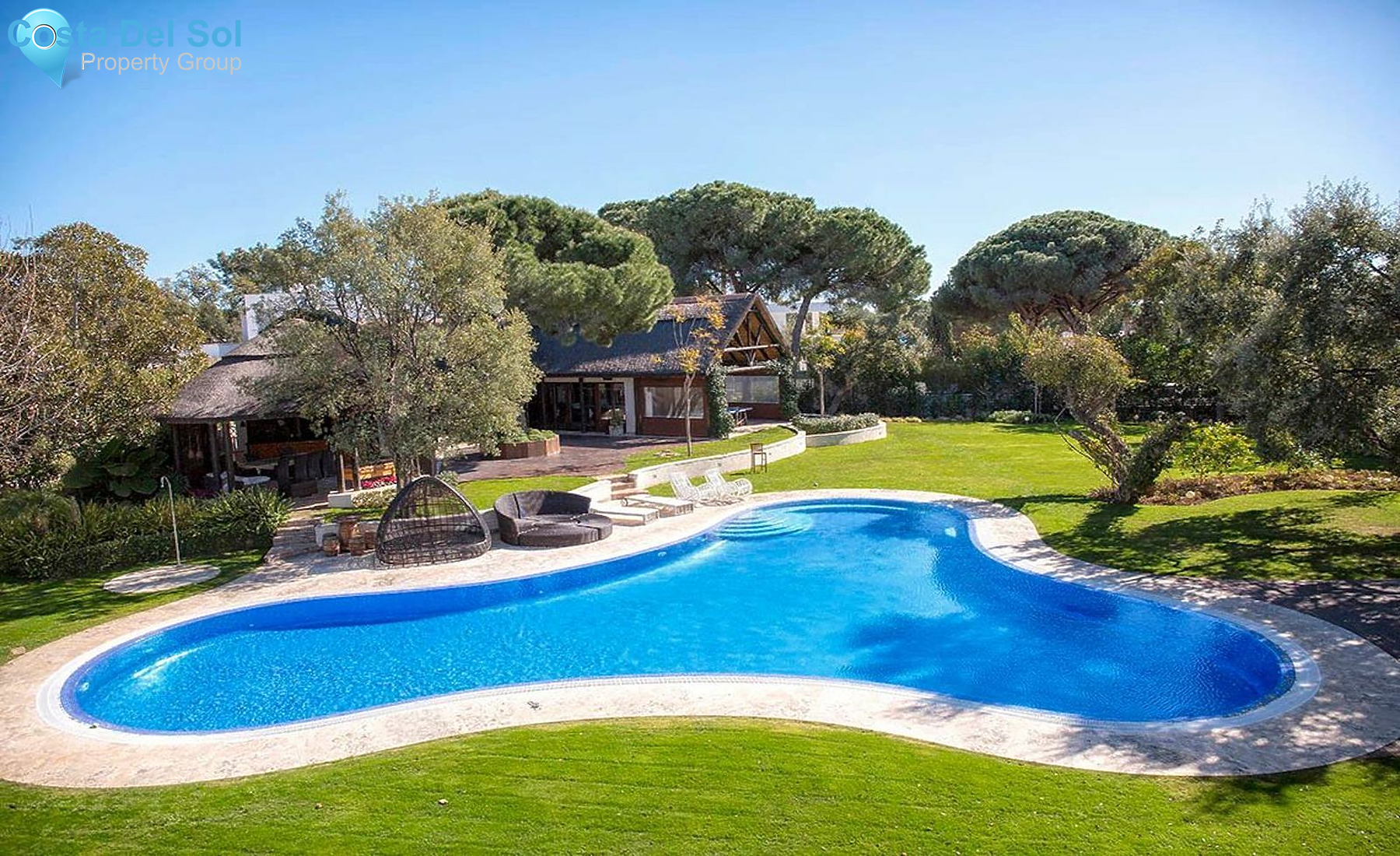 Detached Villa in Marbella-1420873
