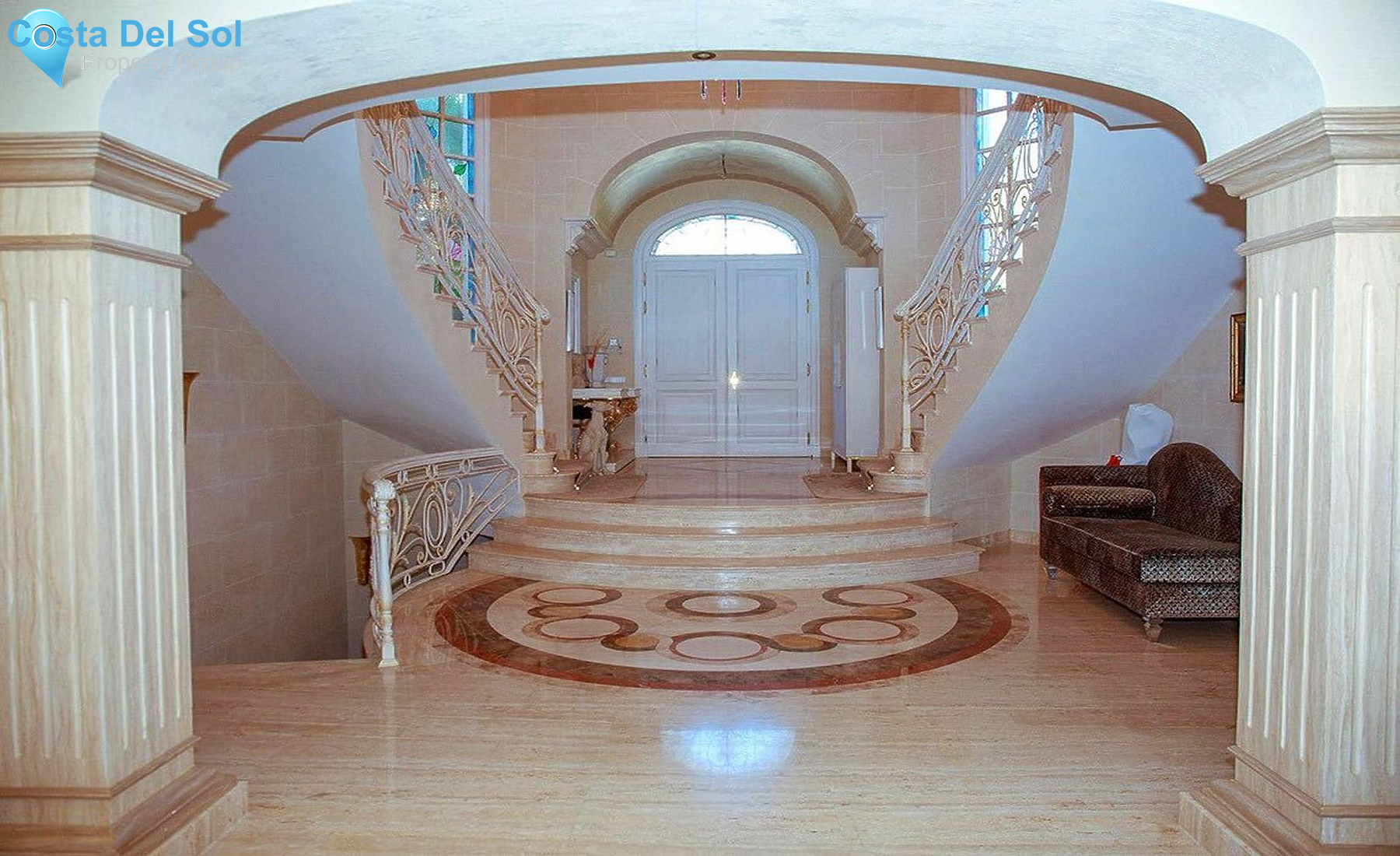 Detached Villa in Marbella-1420878