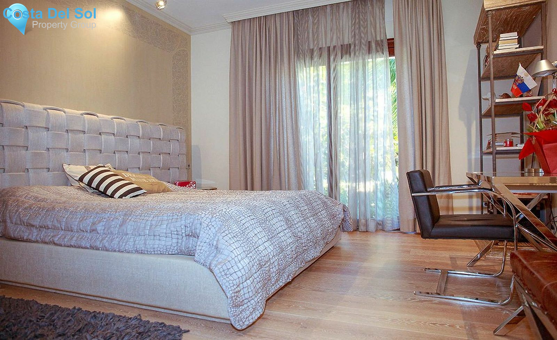 Detached Villa in Marbella-1420880