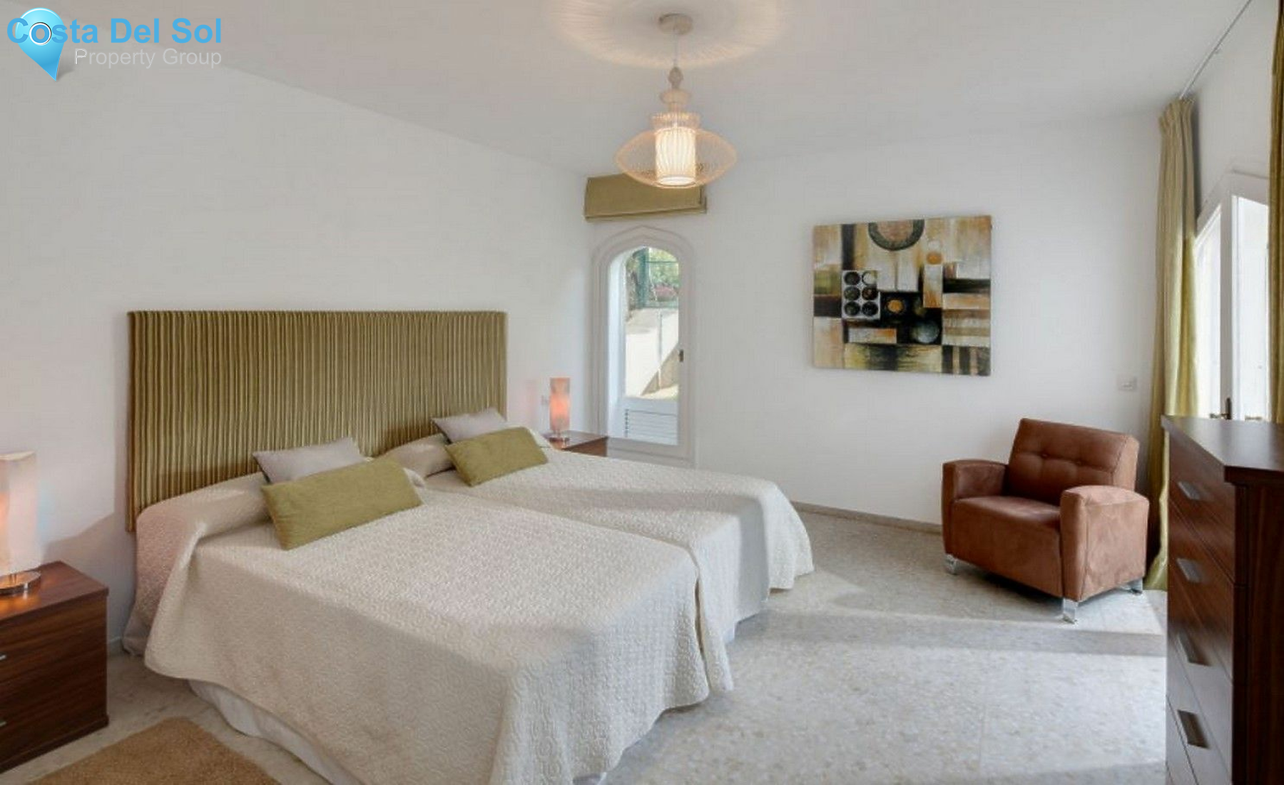 Detached Villa in Marbella-1447341