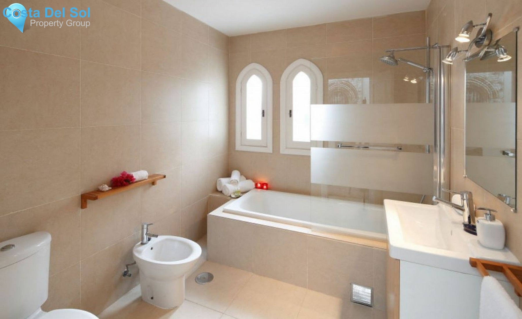 Detached Villa in Marbella-1447337