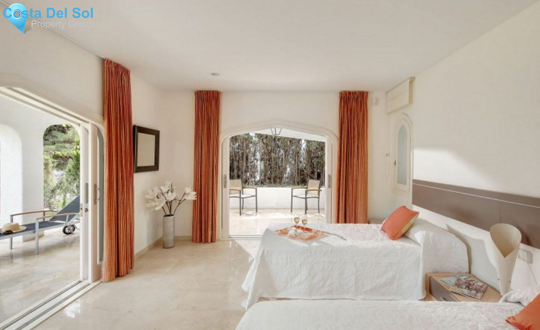 Detached Villa in Marbella-1447340