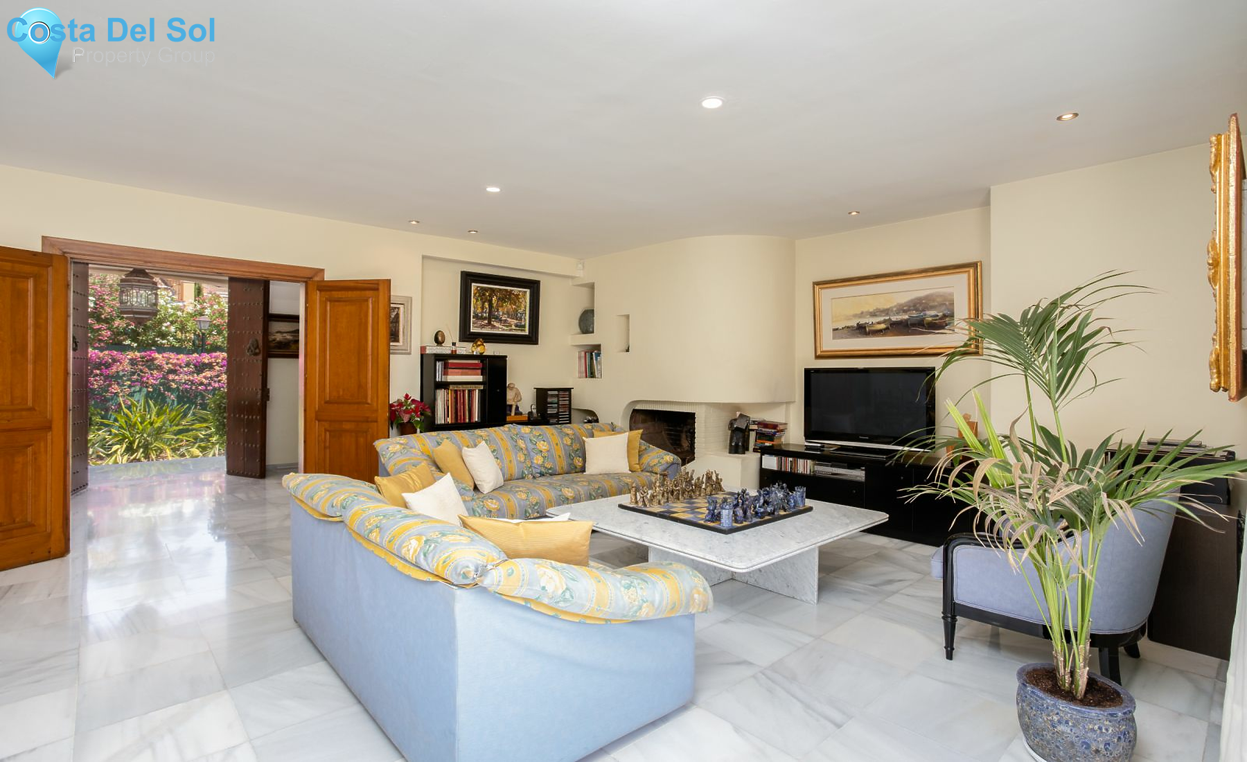 Detached Villa in Marbella-1473110