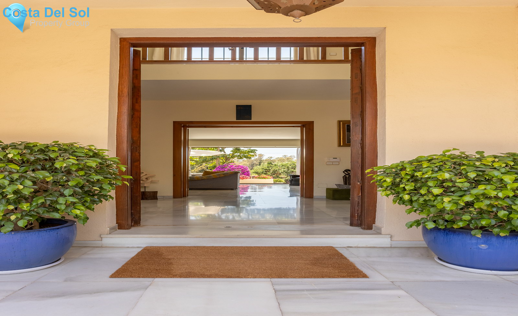 Detached Villa in Marbella-1473107