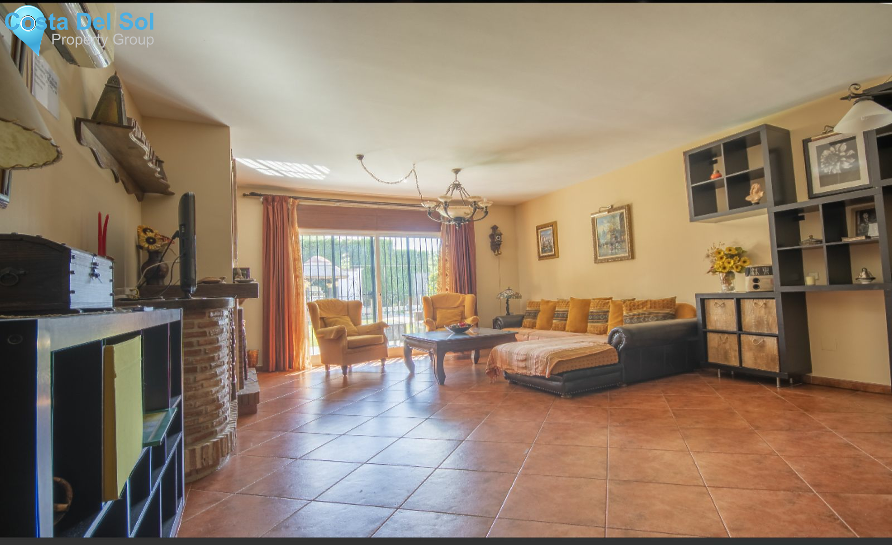 Detached Villa in Mijas Costa-1145868
