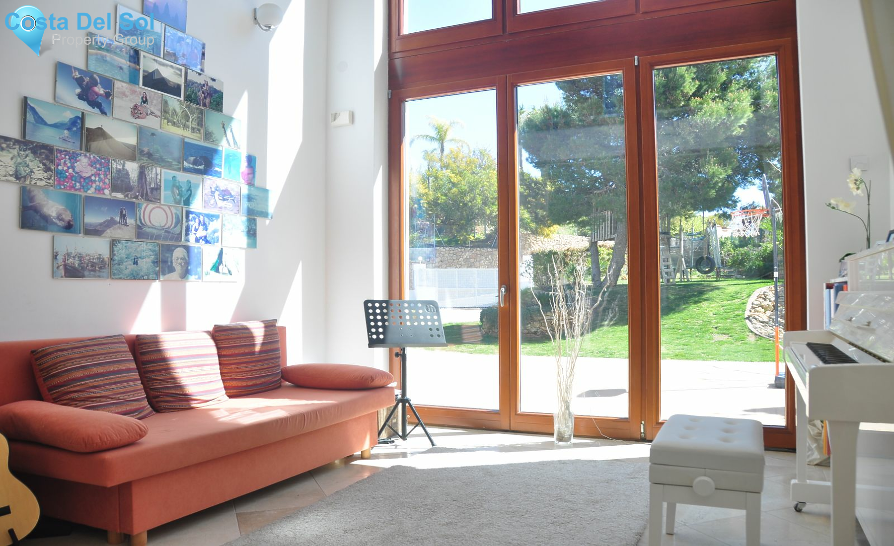 Detached Villa in Mijas-1200495