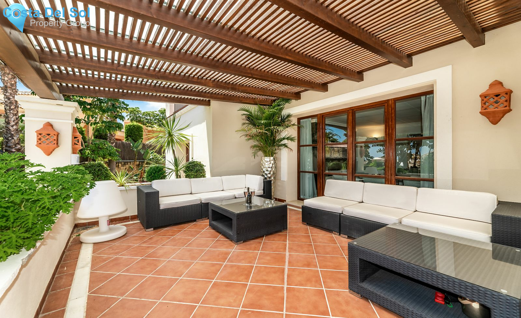 Detached Villa in Nueva Andalucía-1208253