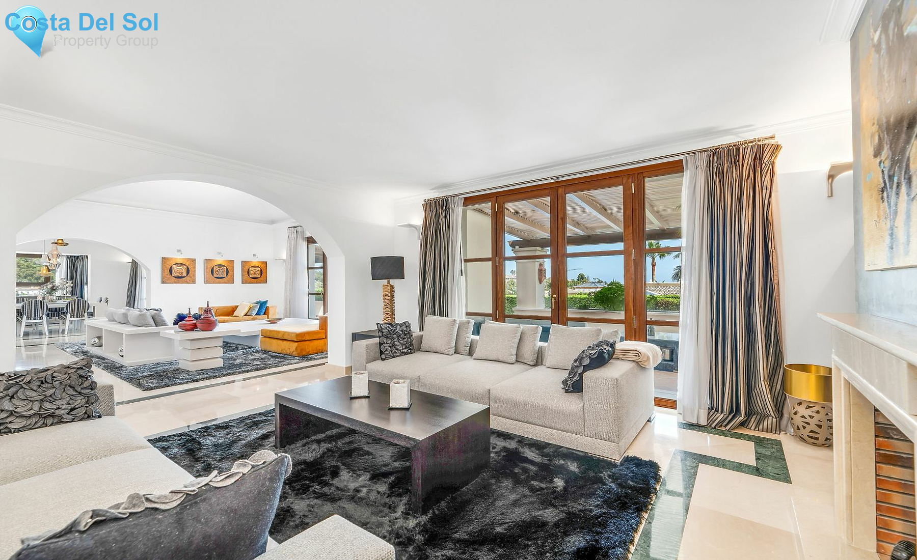 Detached Villa in Nueva Andalucía-1208246