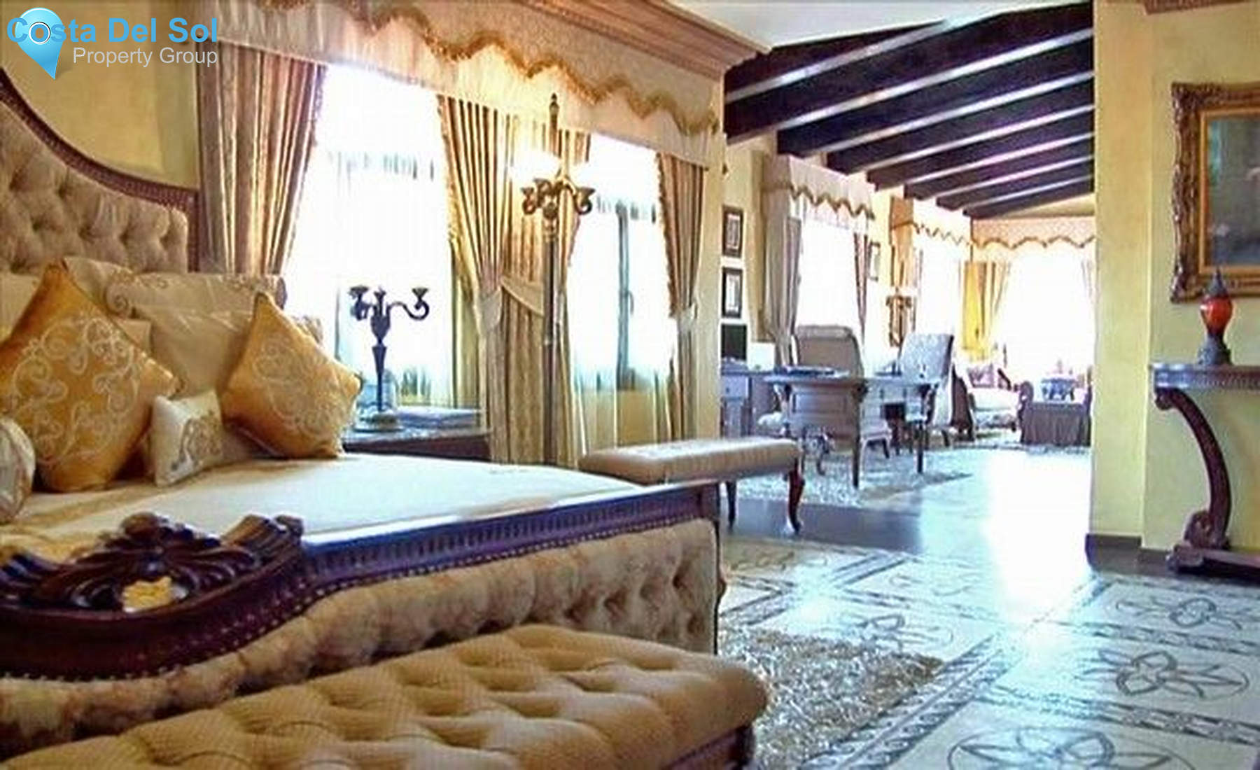 Detached Villa in Nueva Andalucía-1218643