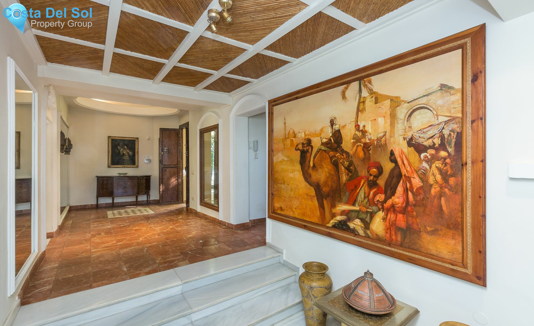 Detached Villa in Nueva Andalucía-1392374