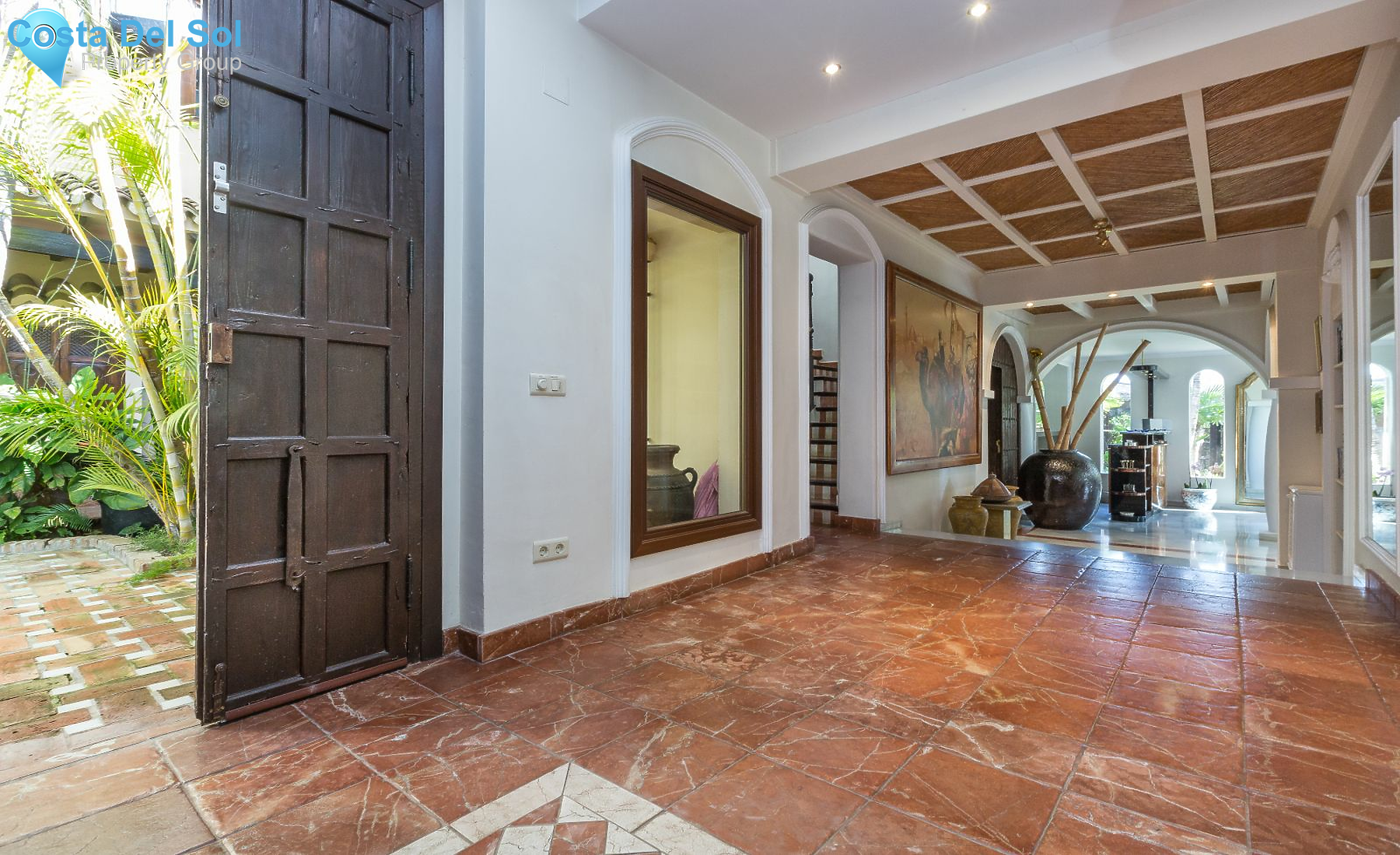 Detached Villa in Nueva Andalucía-1392376