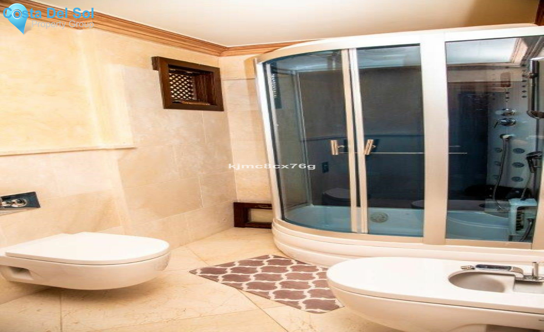 Detached Villa in Nueva Andalucía-1395218