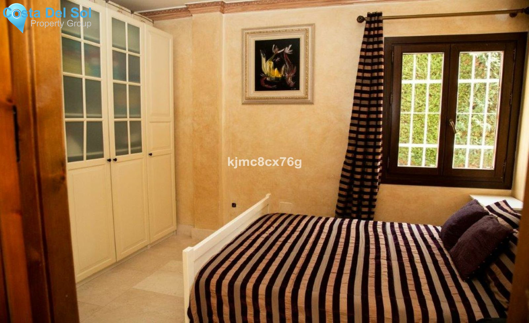 Detached Villa in Nueva Andalucía-1395220