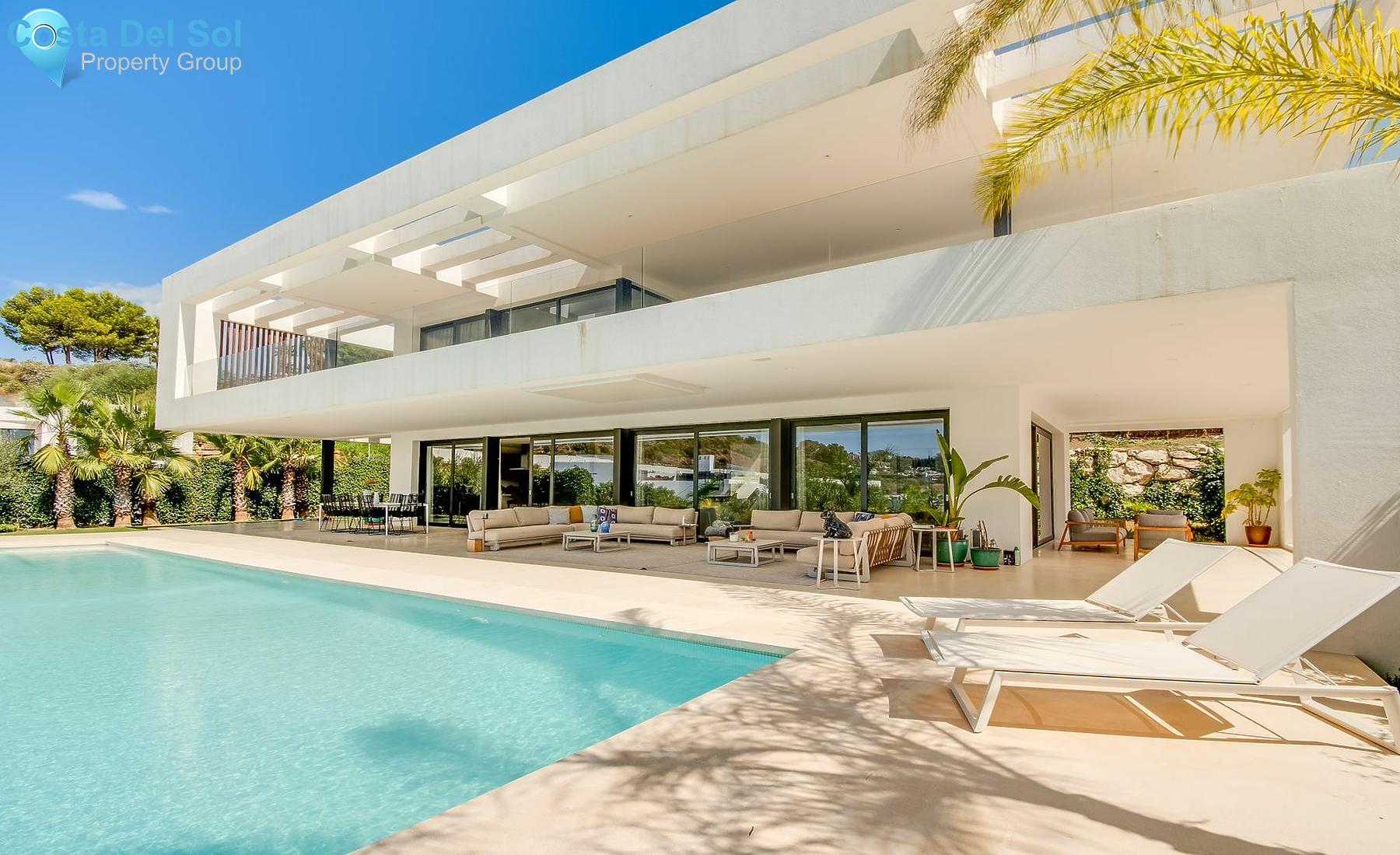 Detached Villa in Nueva Andalucía