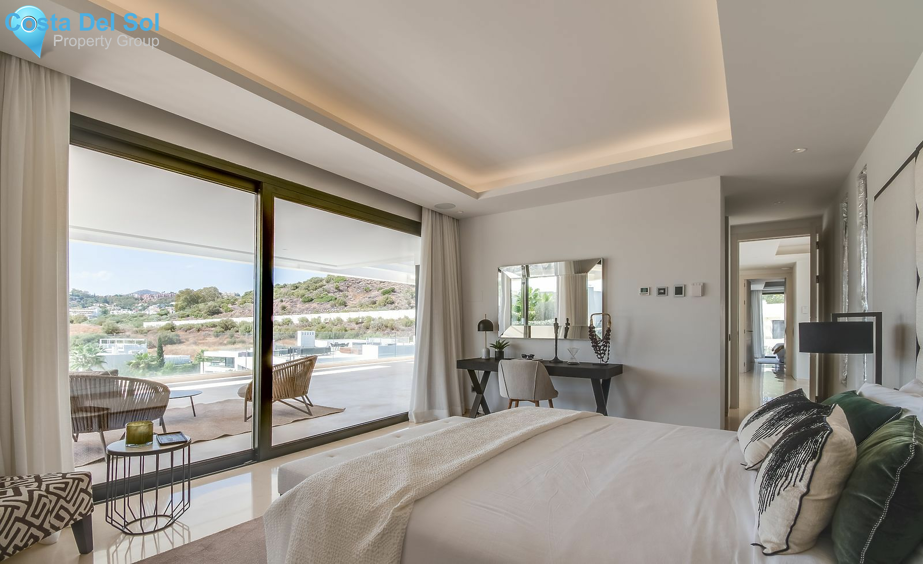 Detached Villa in Nueva Andalucía-1489344
