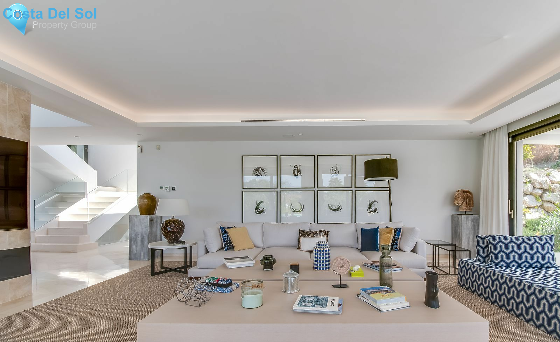Detached Villa in Nueva Andalucía-1489350