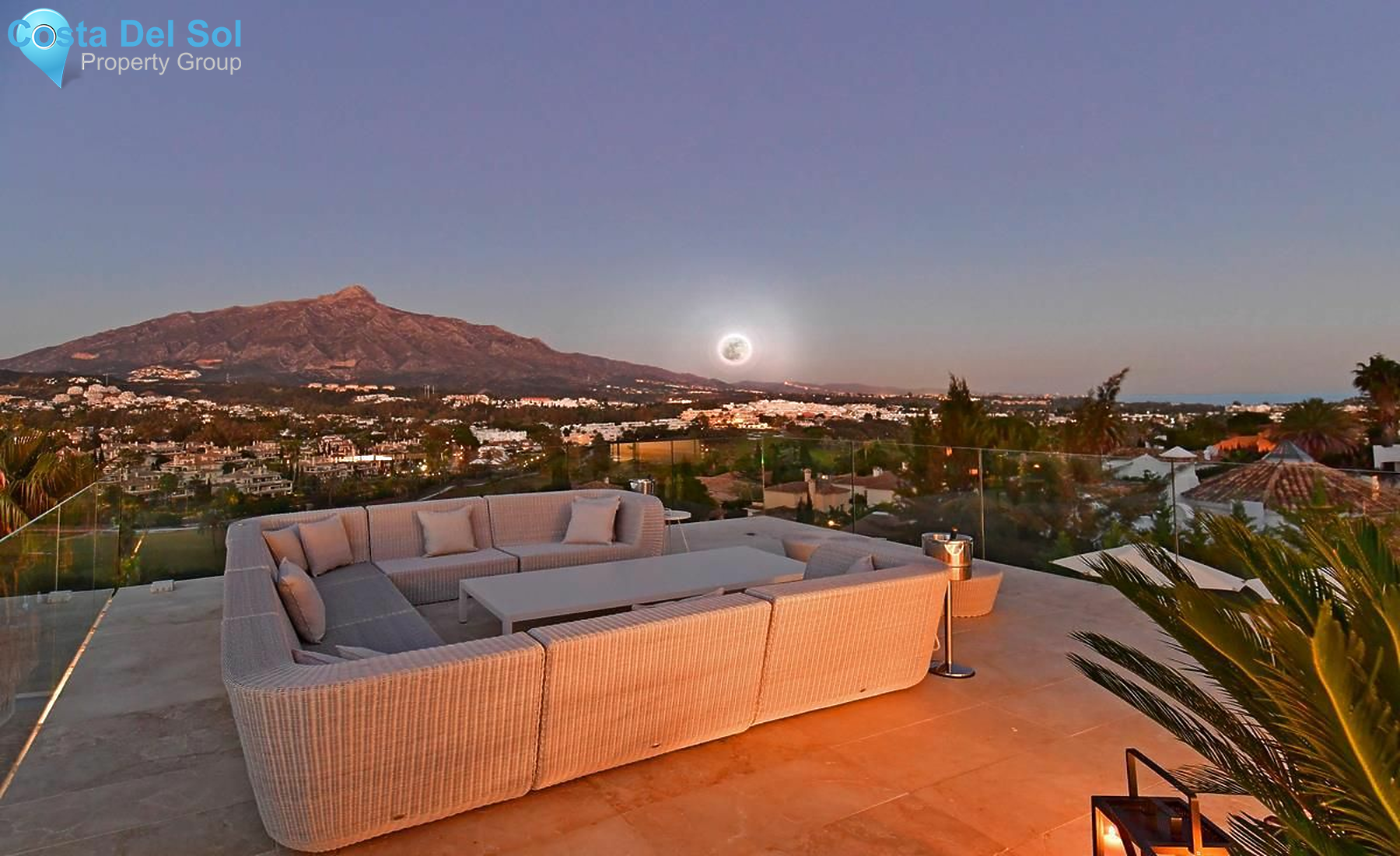 Detached Villa in Nueva Andalucía-1546044