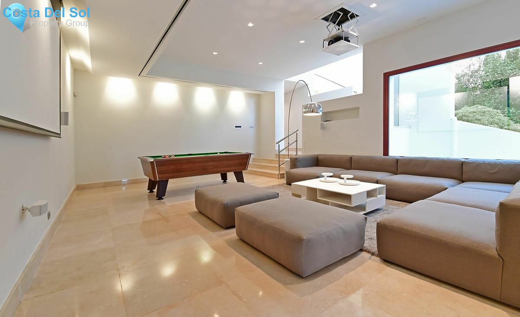 Detached Villa in Nueva Andalucía-1546035