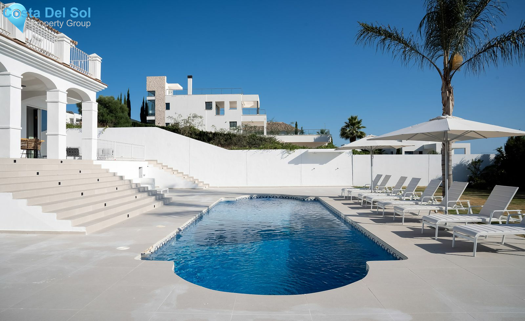 Detached Villa in Nueva Andalucía-1551002