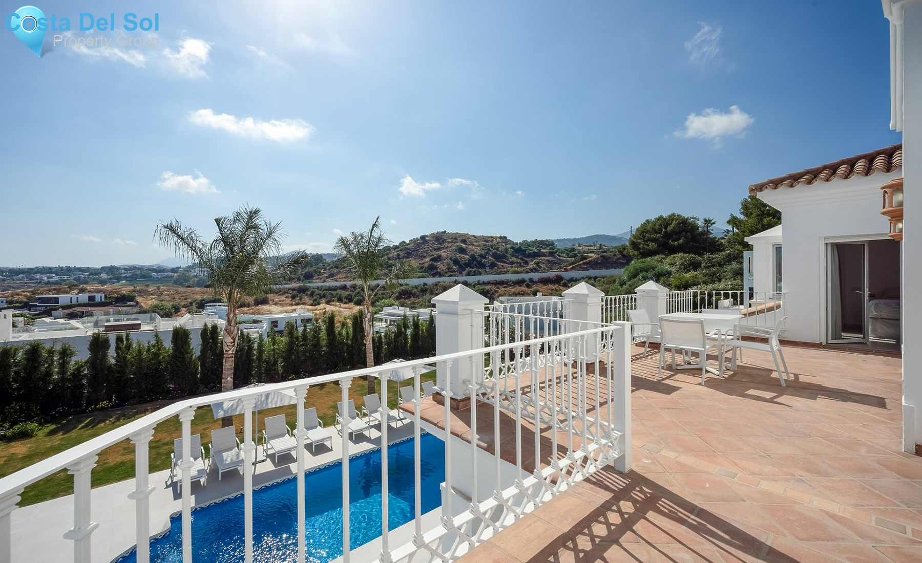 Detached Villa in Nueva Andalucía-1551008